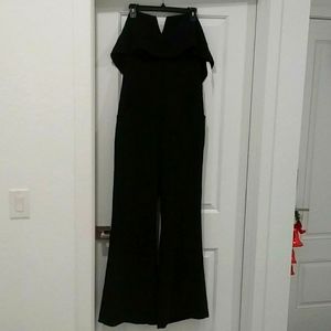 New strapless fitted jumpsuit with pockets